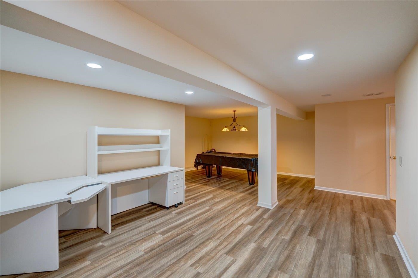 819 Enterprise Drive