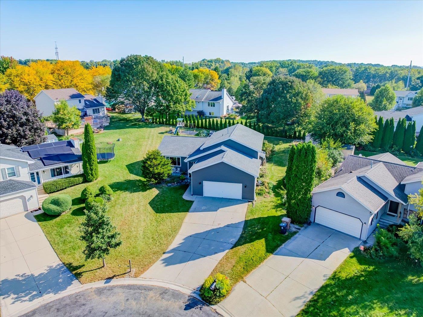 5726 Bellows Circle