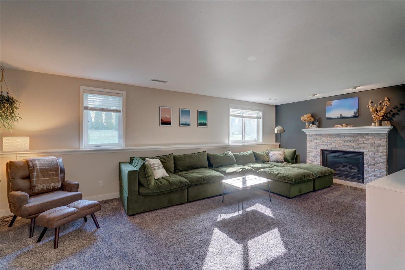 5726 Bellows Circle