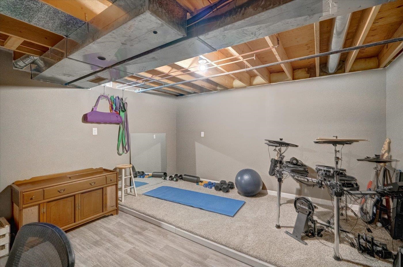 5726 Bellows Circle