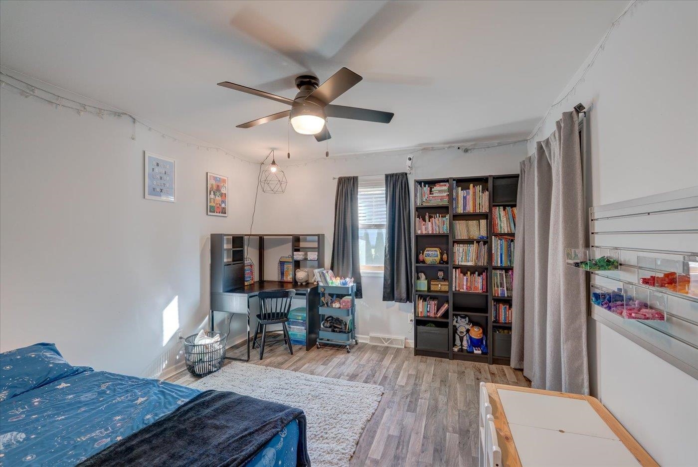 5726 Bellows Circle