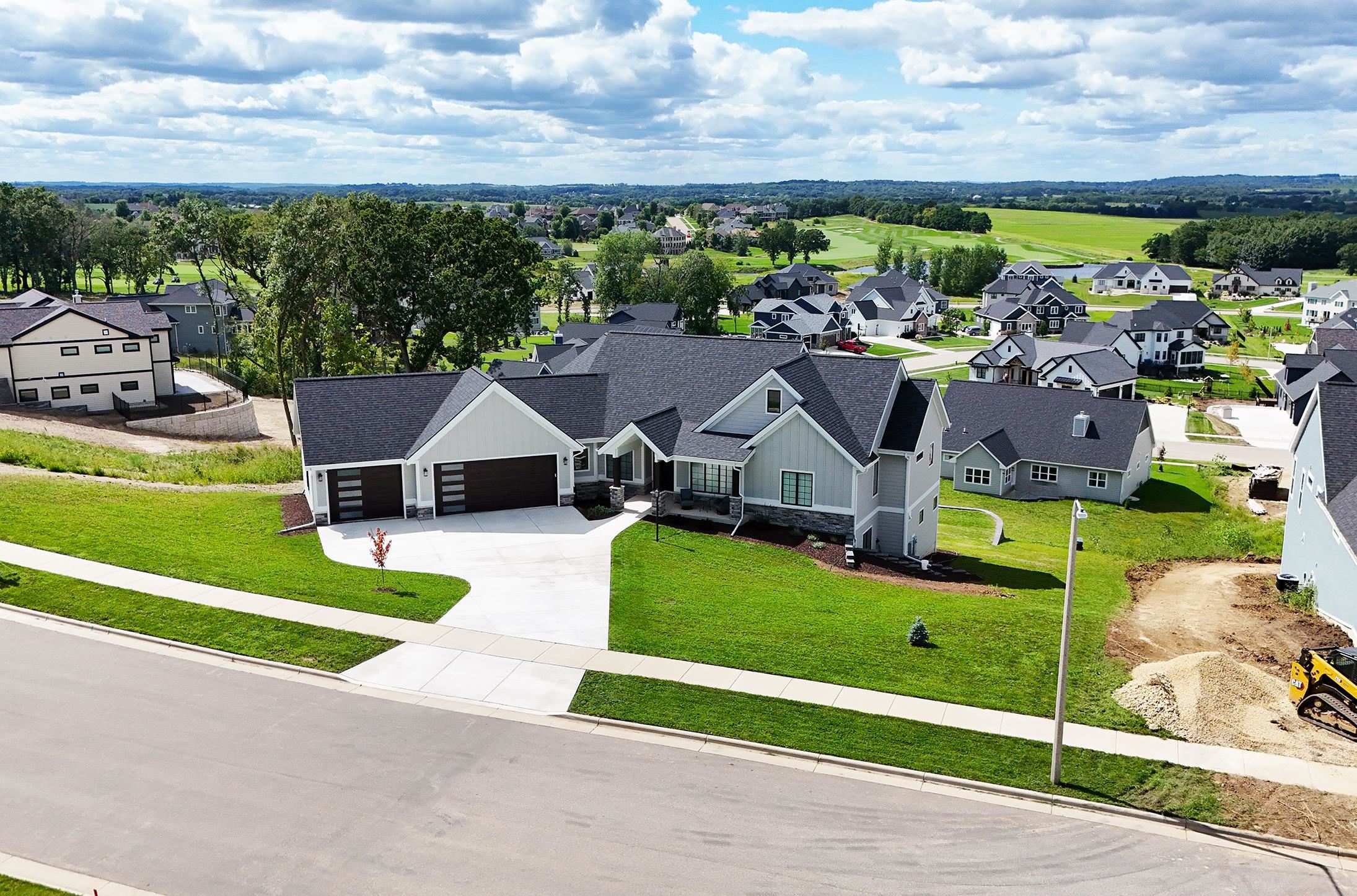 625 Interlachen Avenue