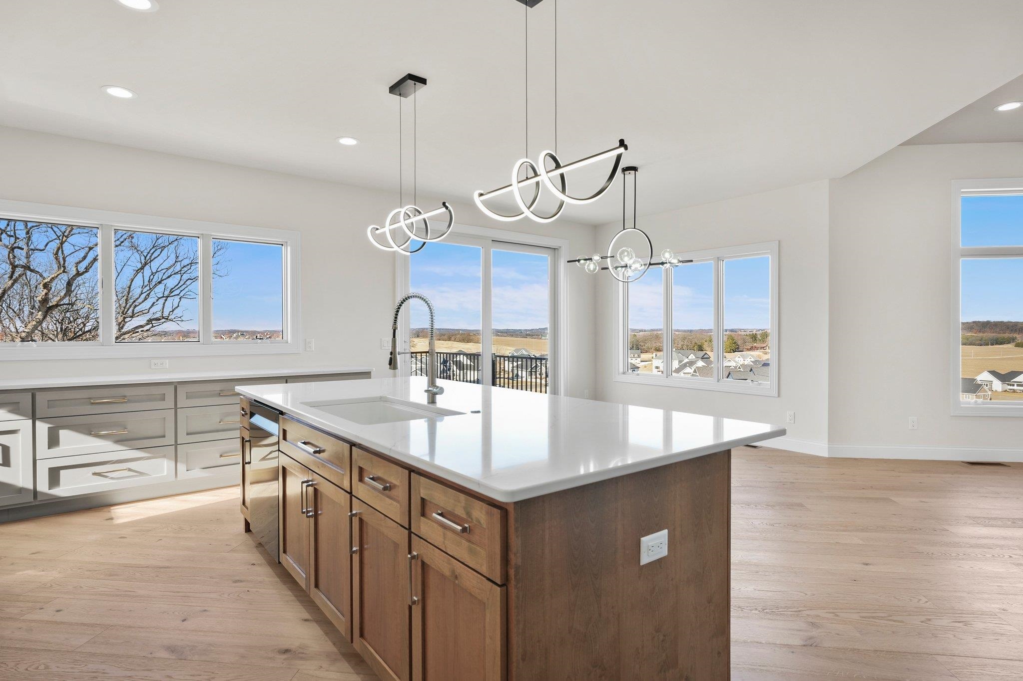 625 Interlachen Avenue