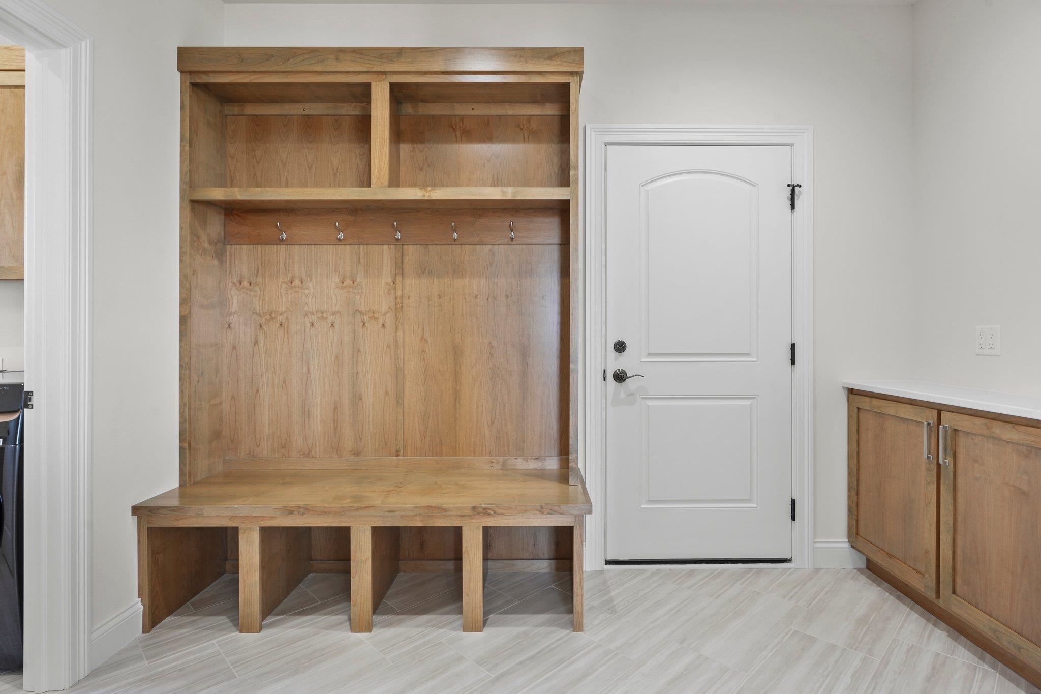 625 Interlachen Avenue