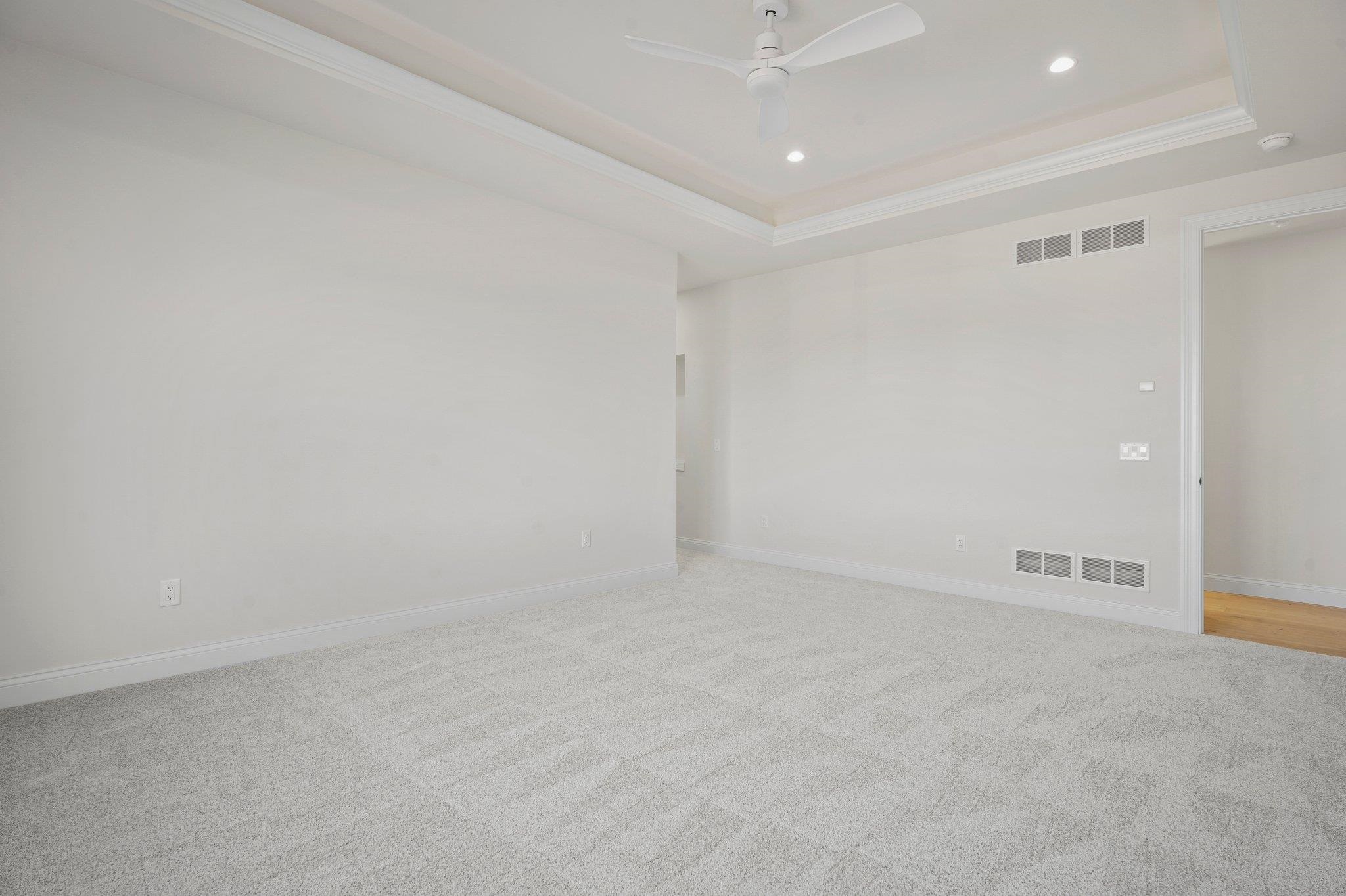 625 Interlachen Avenue