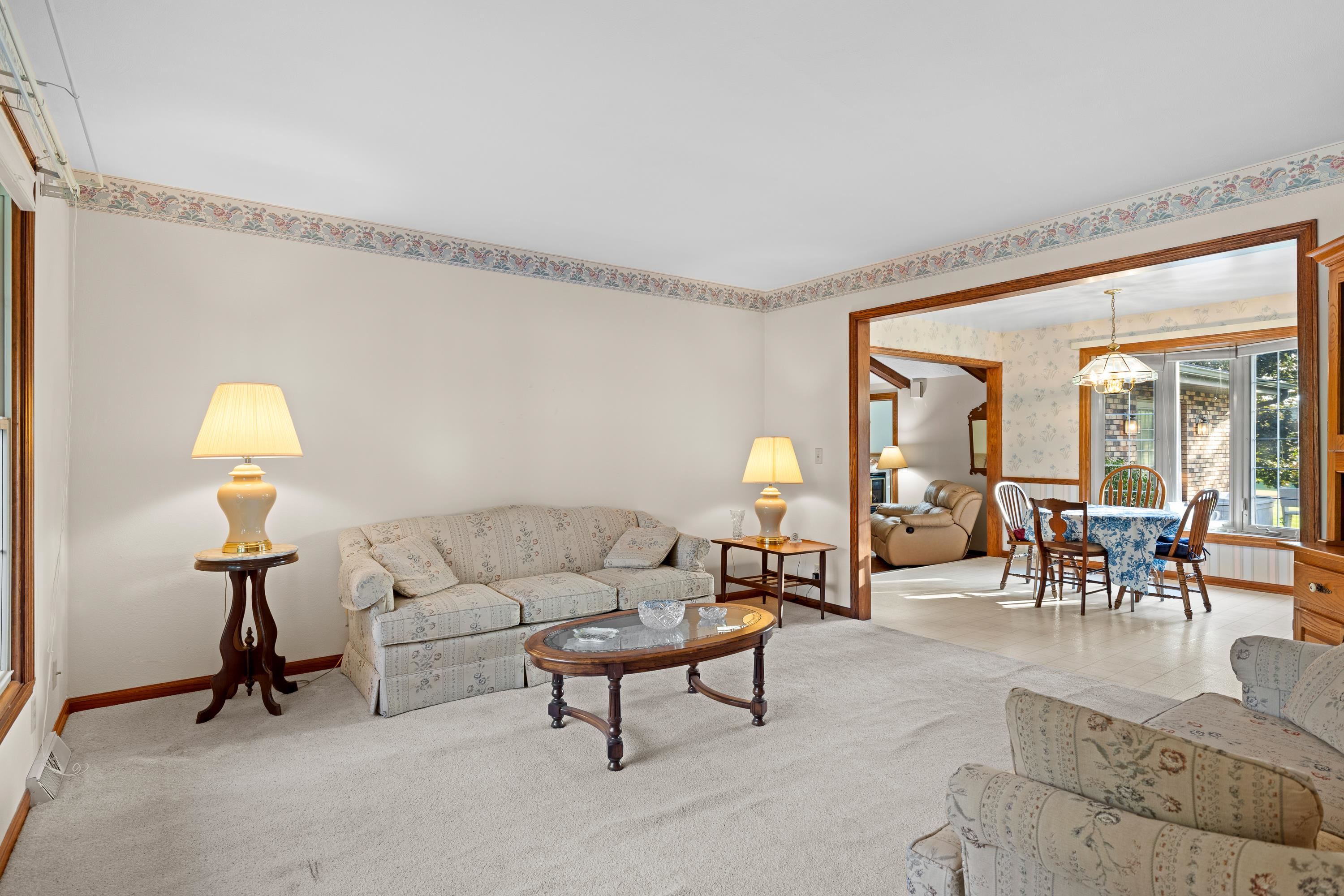 1414 Camelot Drive