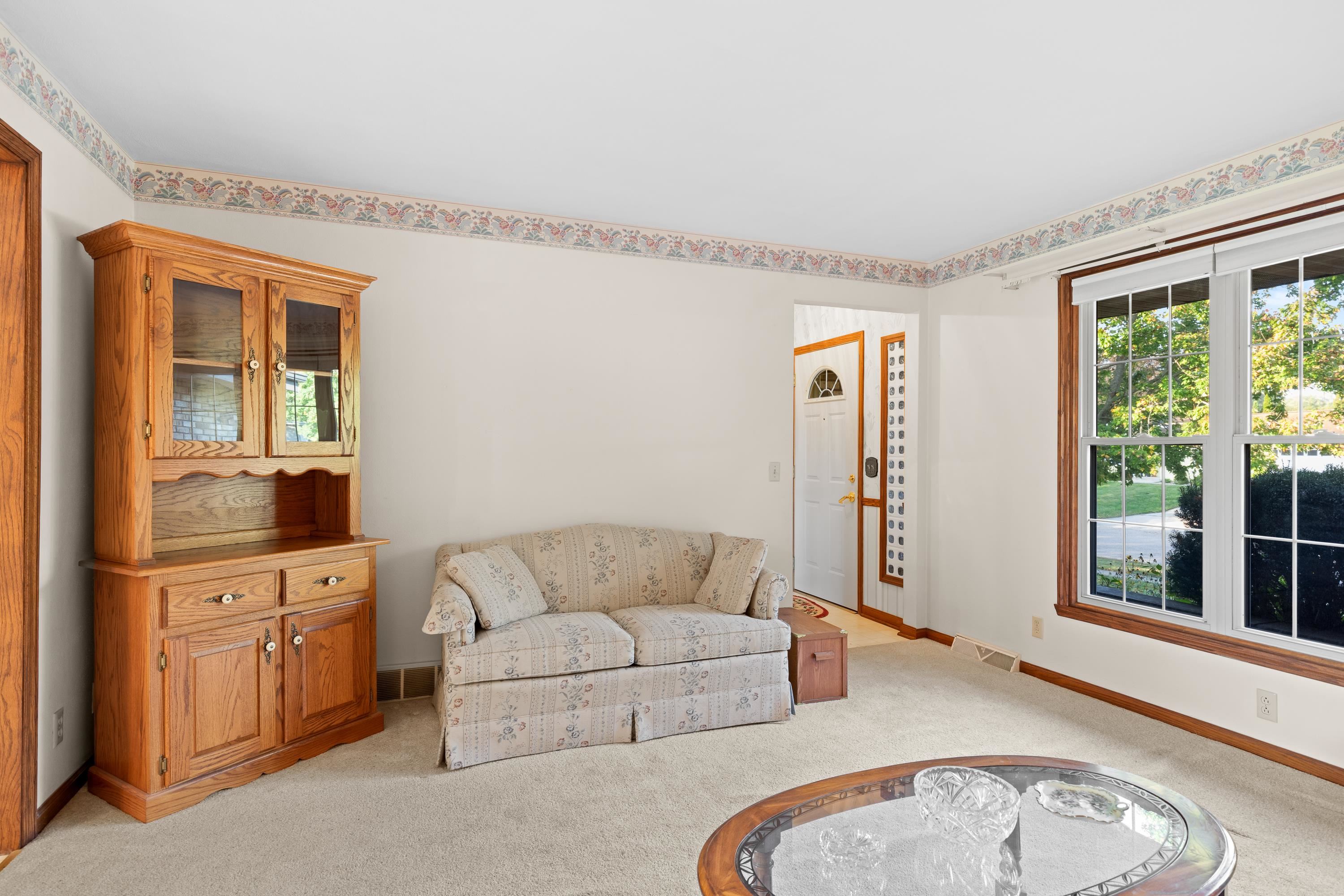 1414 Camelot Drive