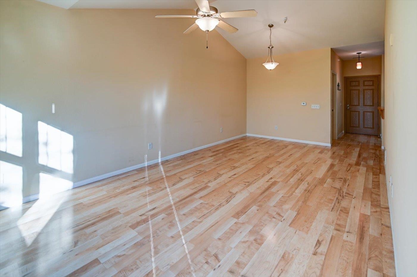 101 Metro Terrace 303