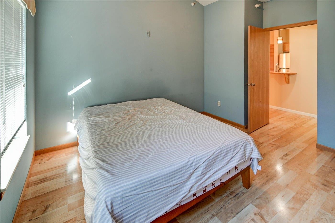 101 Metro Terrace 303