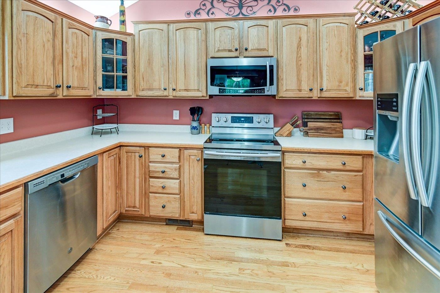 1958 Hillcrest Drive