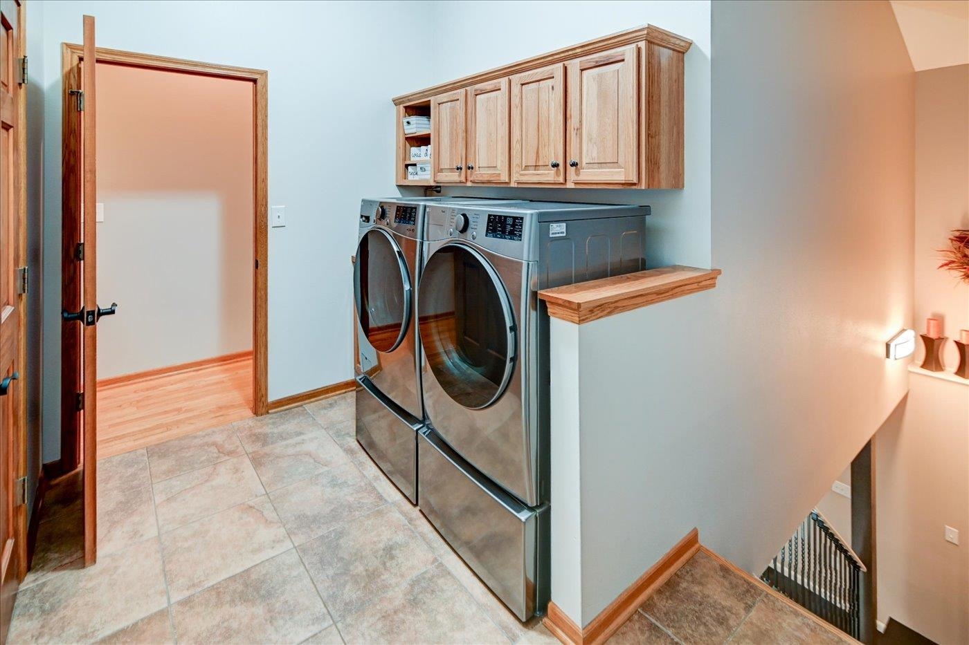 1958 Hillcrest Drive