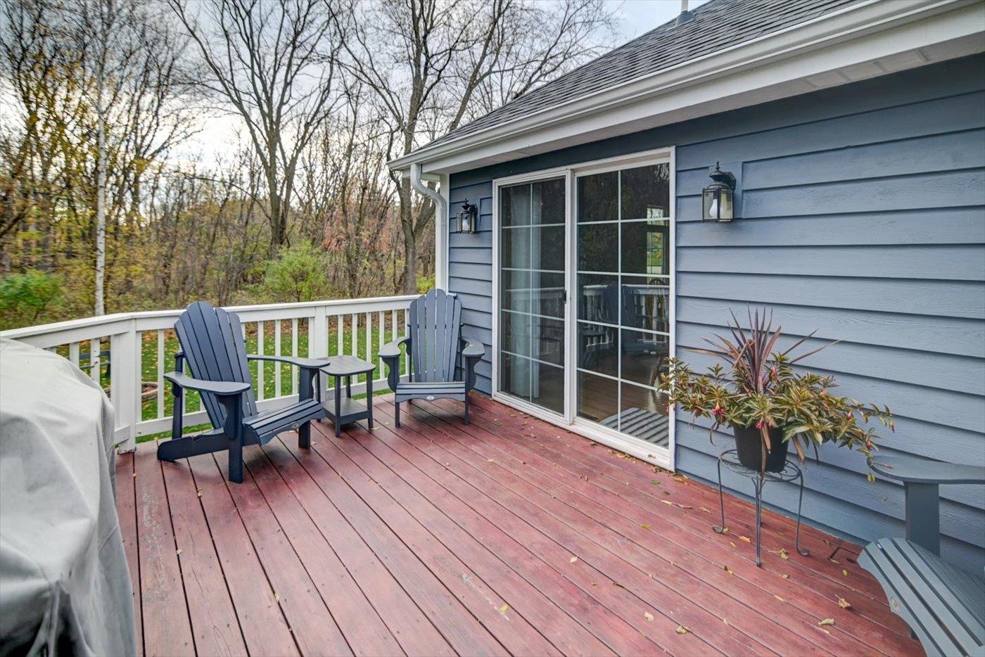 1958 Hillcrest Drive