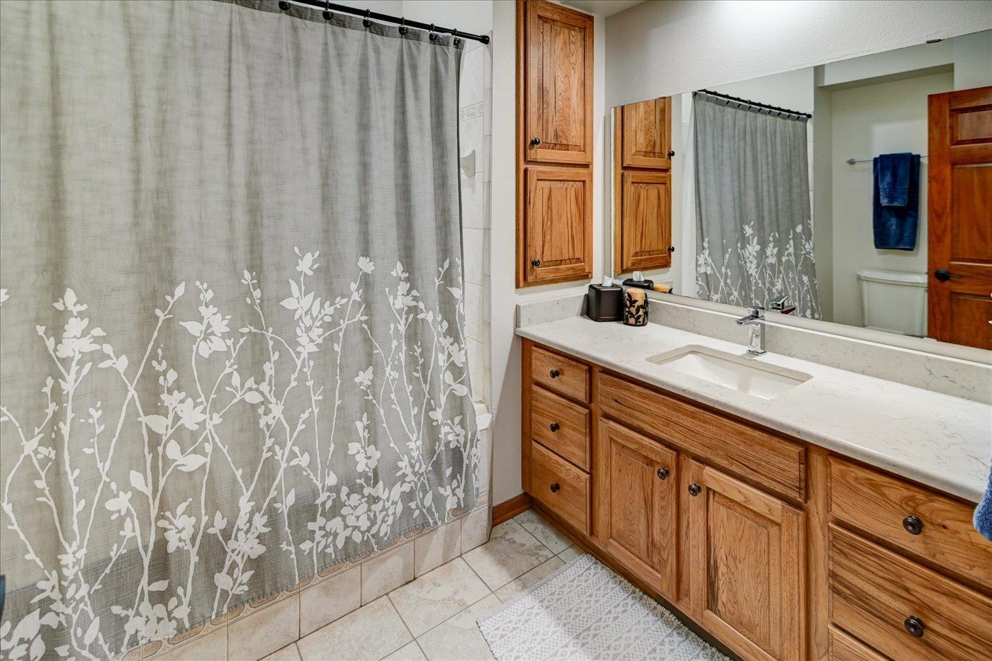 1958 Hillcrest Drive