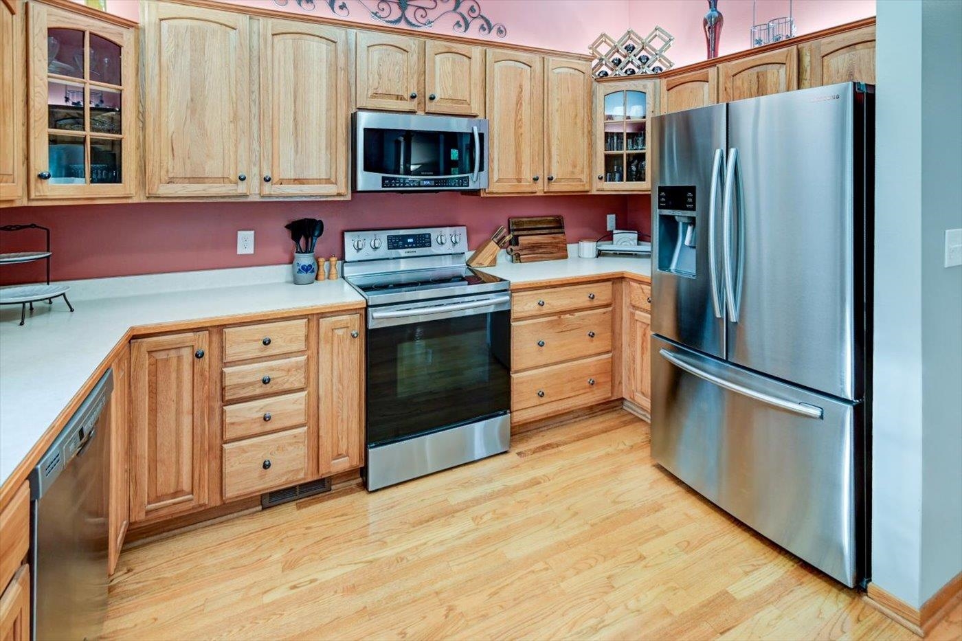 1958 Hillcrest Drive