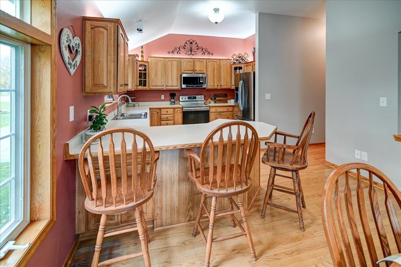 1958 Hillcrest Drive