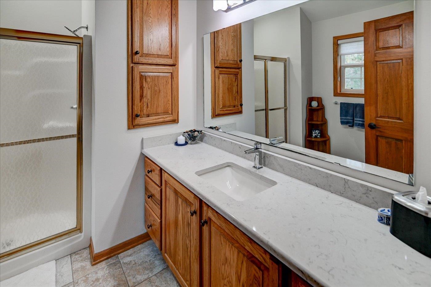 1958 Hillcrest Drive