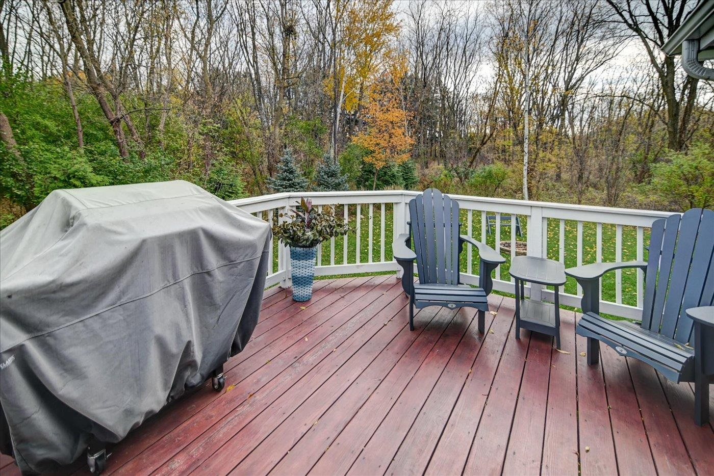 1958 Hillcrest Drive