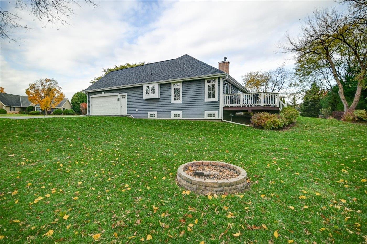 1958 Hillcrest Drive