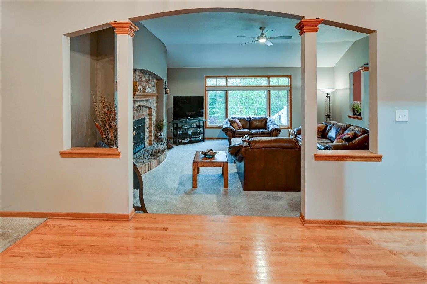 1958 Hillcrest Drive