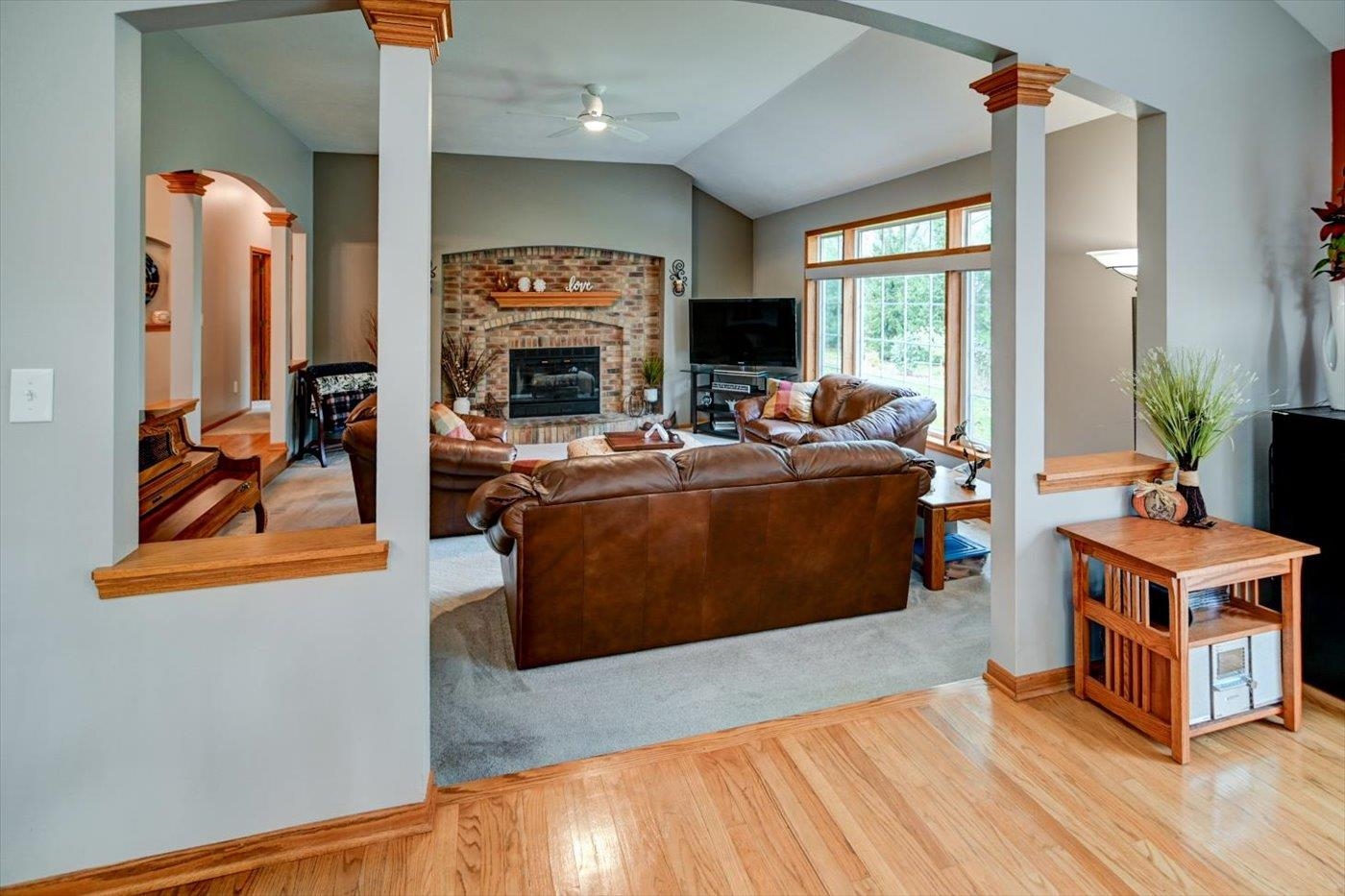 1958 Hillcrest Drive