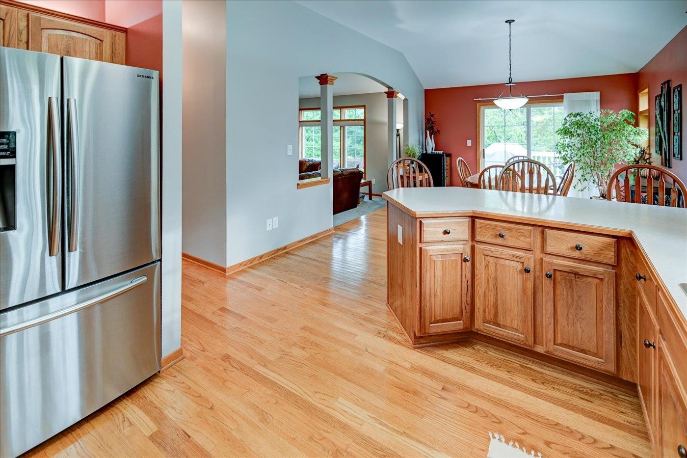 1958 Hillcrest Drive