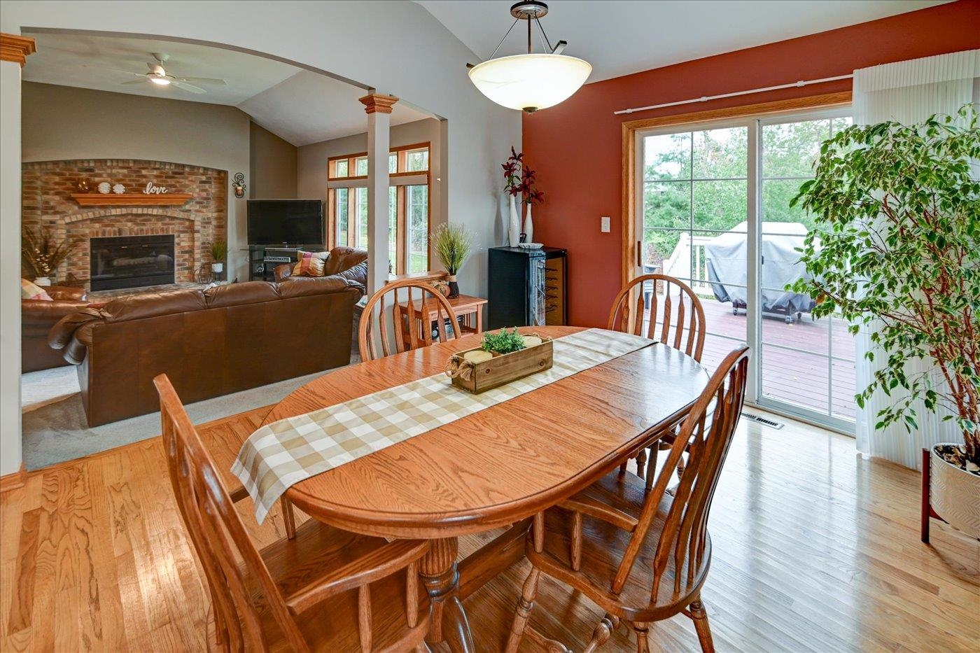 1958 Hillcrest Drive