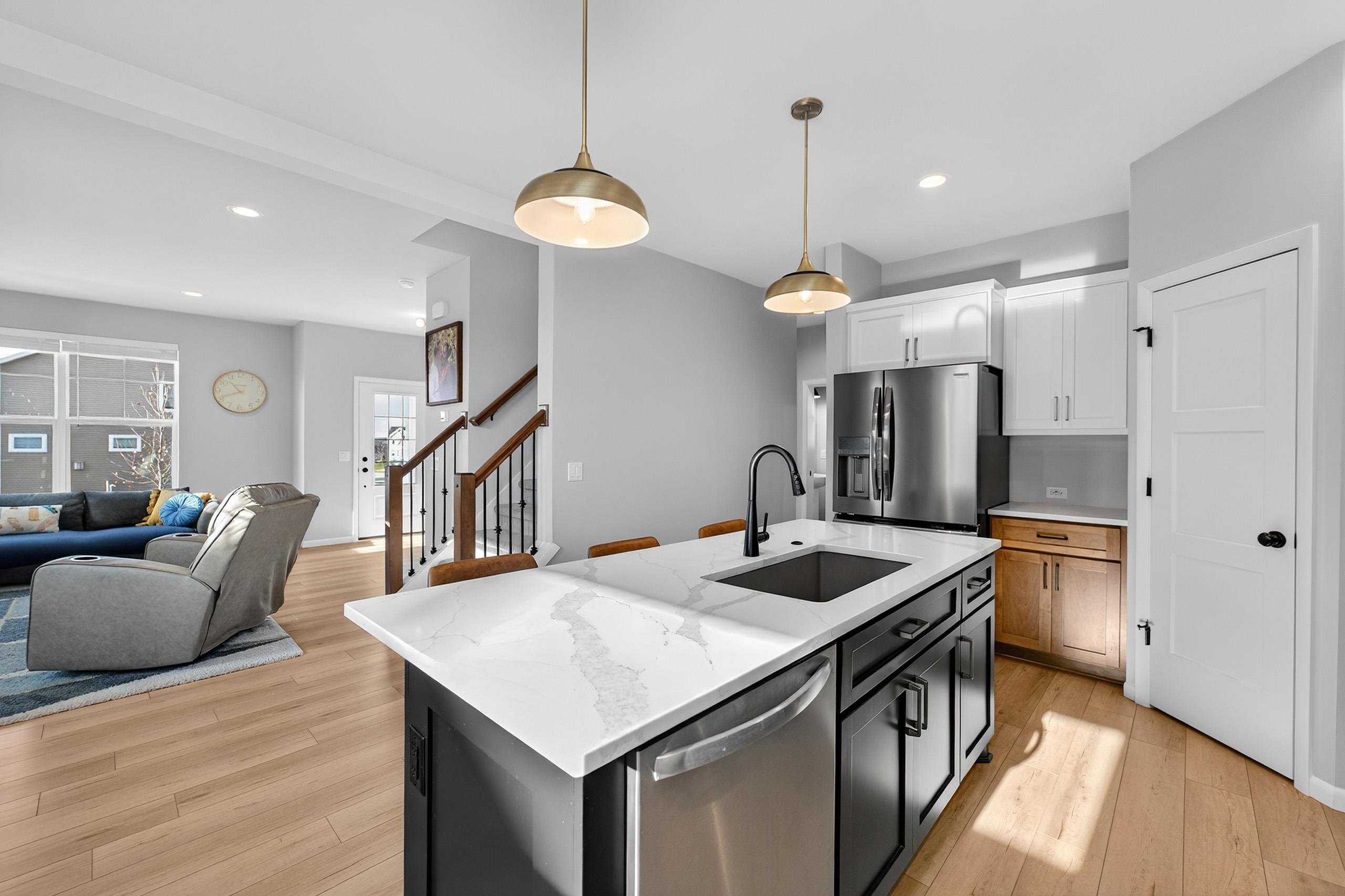 463 Crusader Point