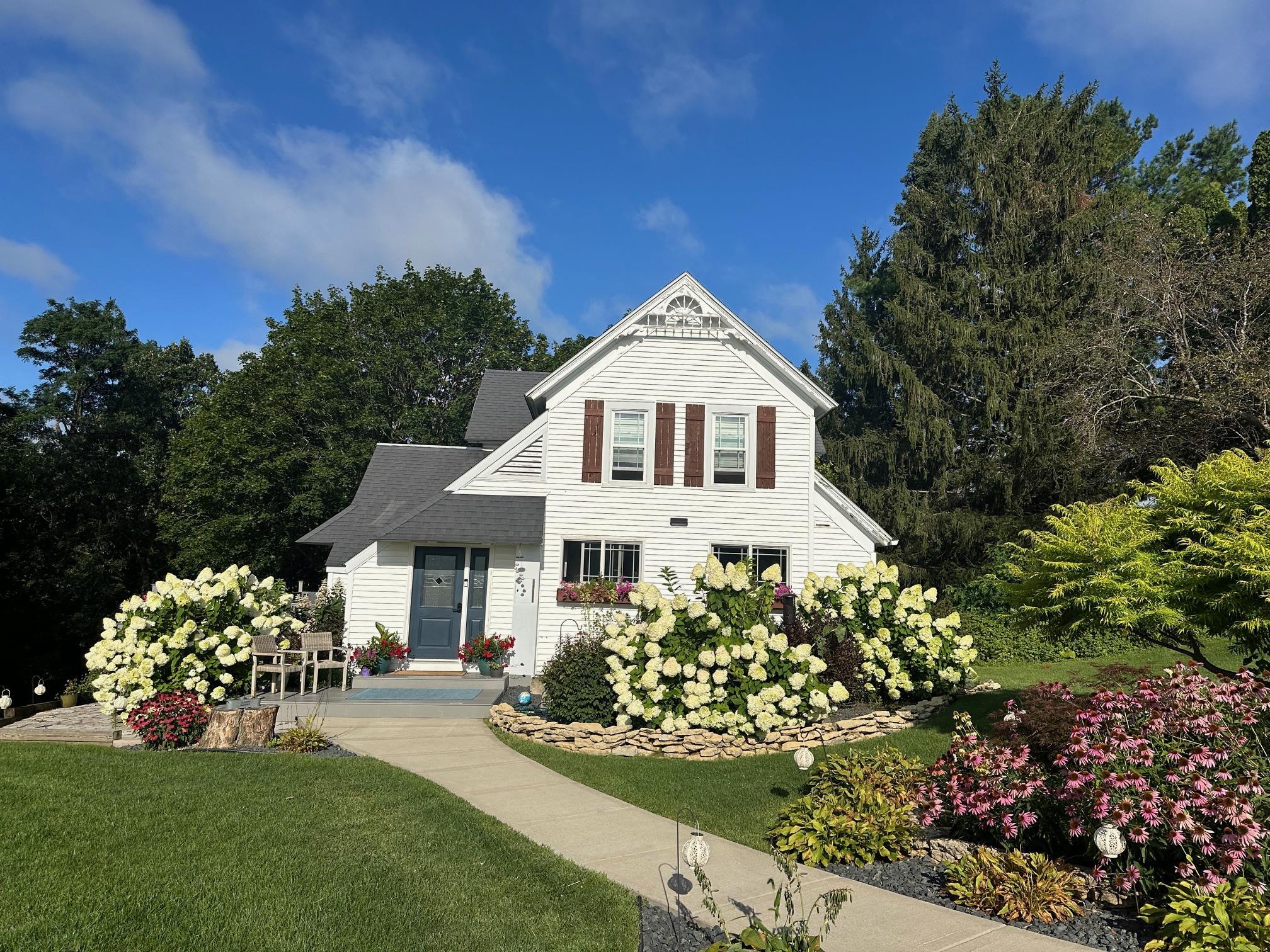 3891 Birch Trail