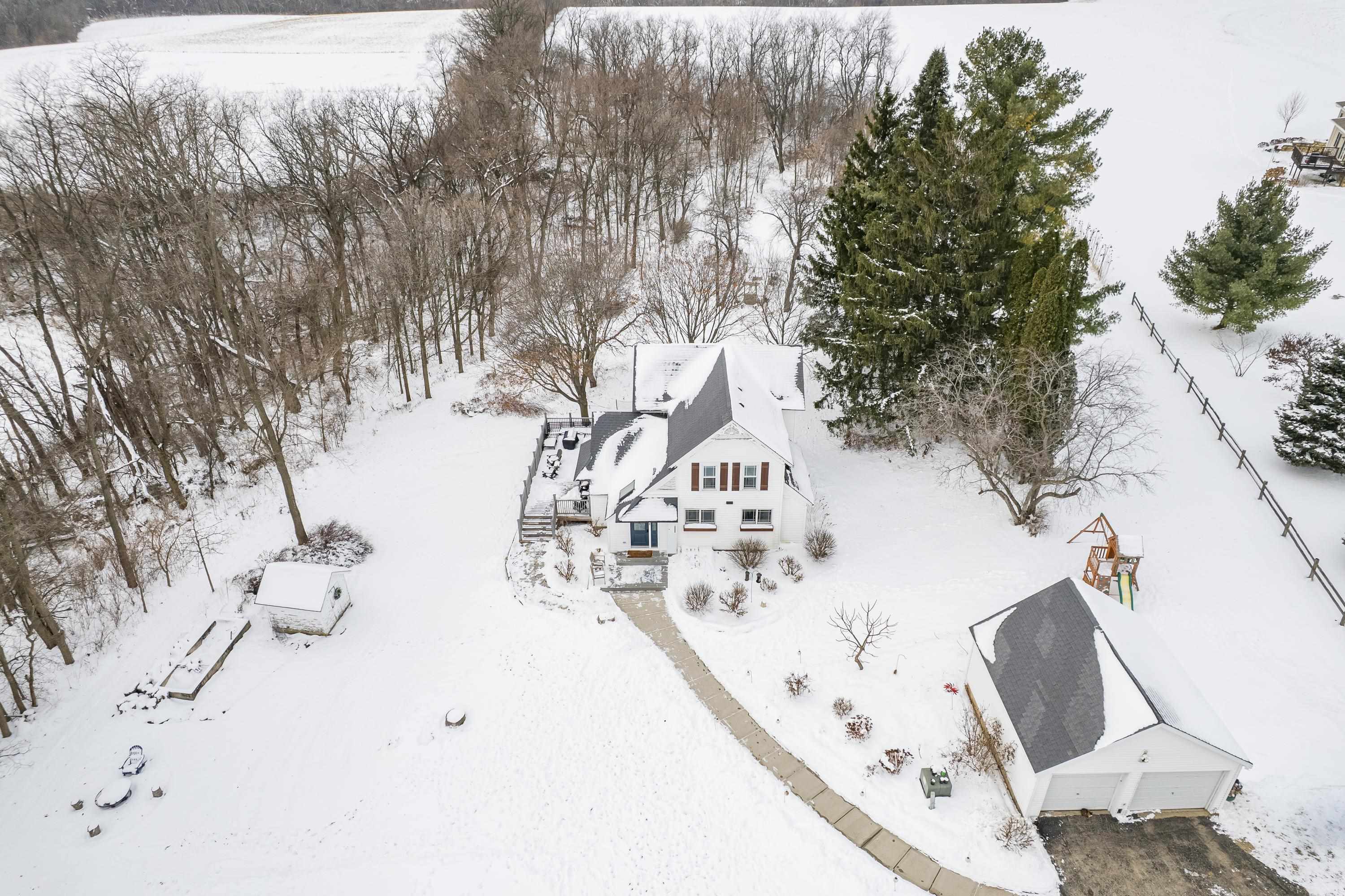 3891 Birch Trail
