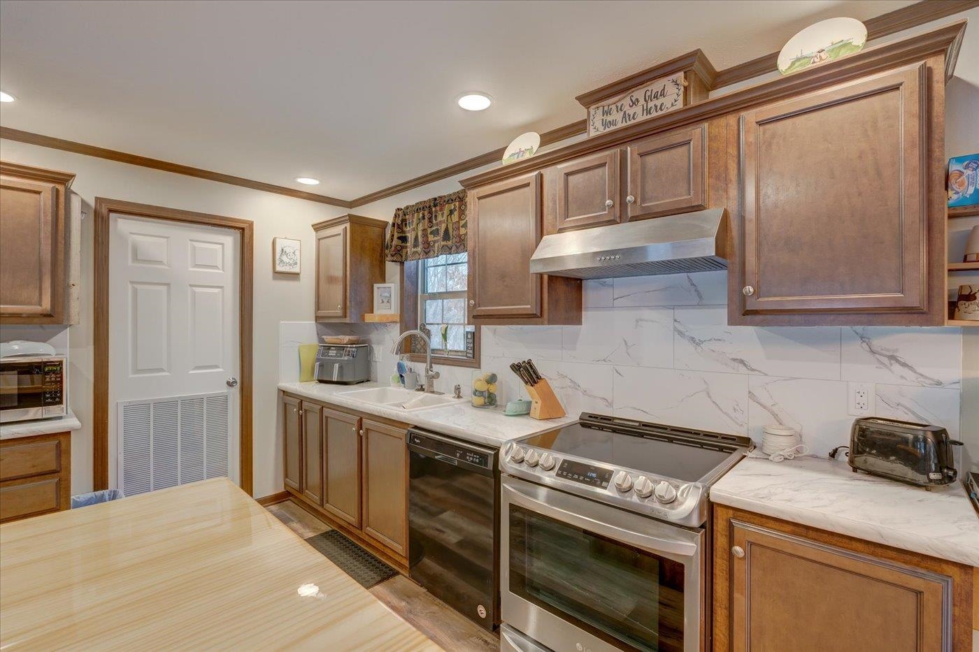 S1404 Indian Trail Parkway