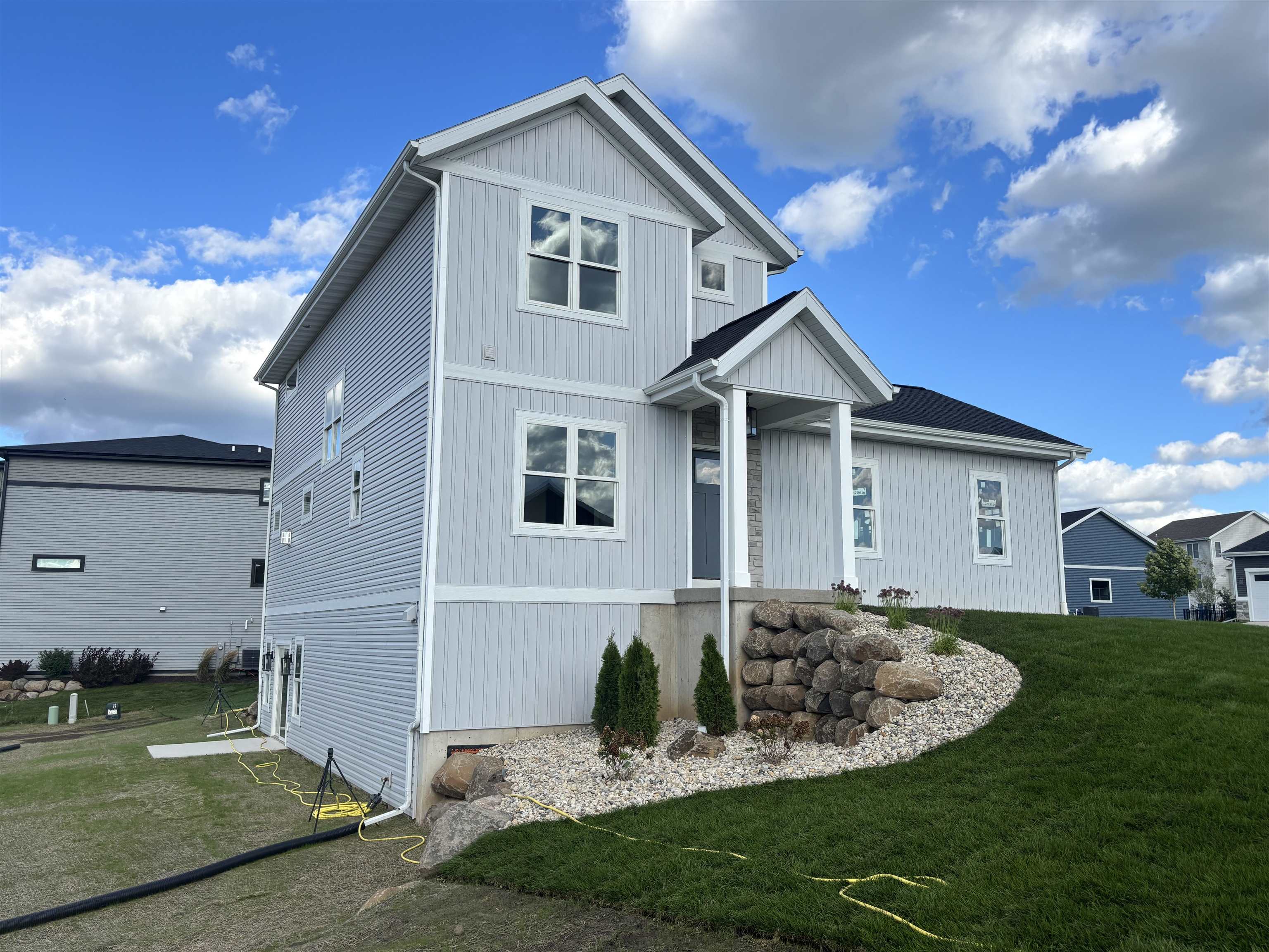 1257 Windrift Way