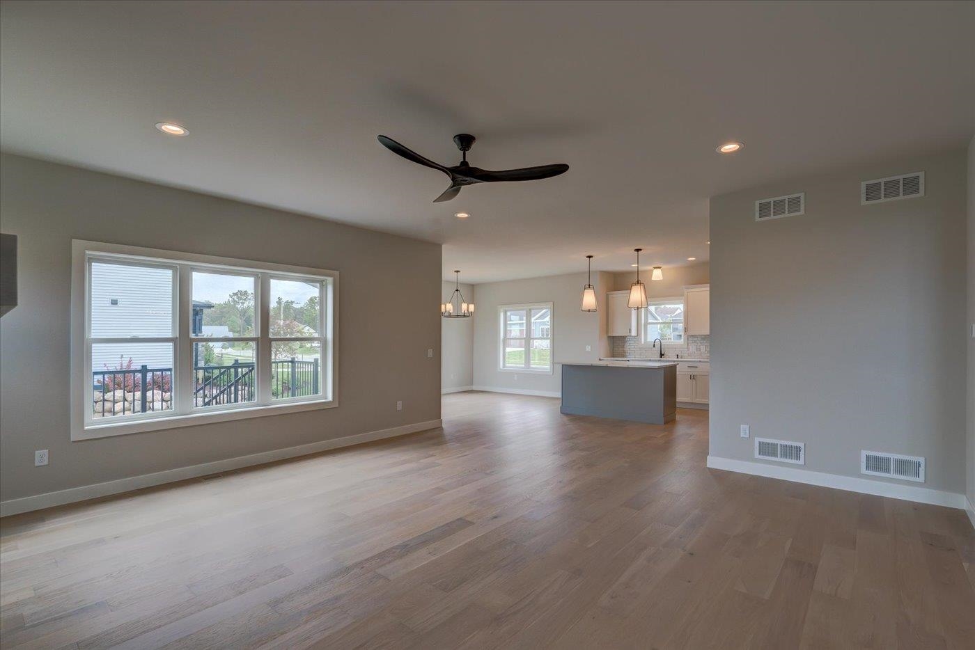 1257 Windrift Way