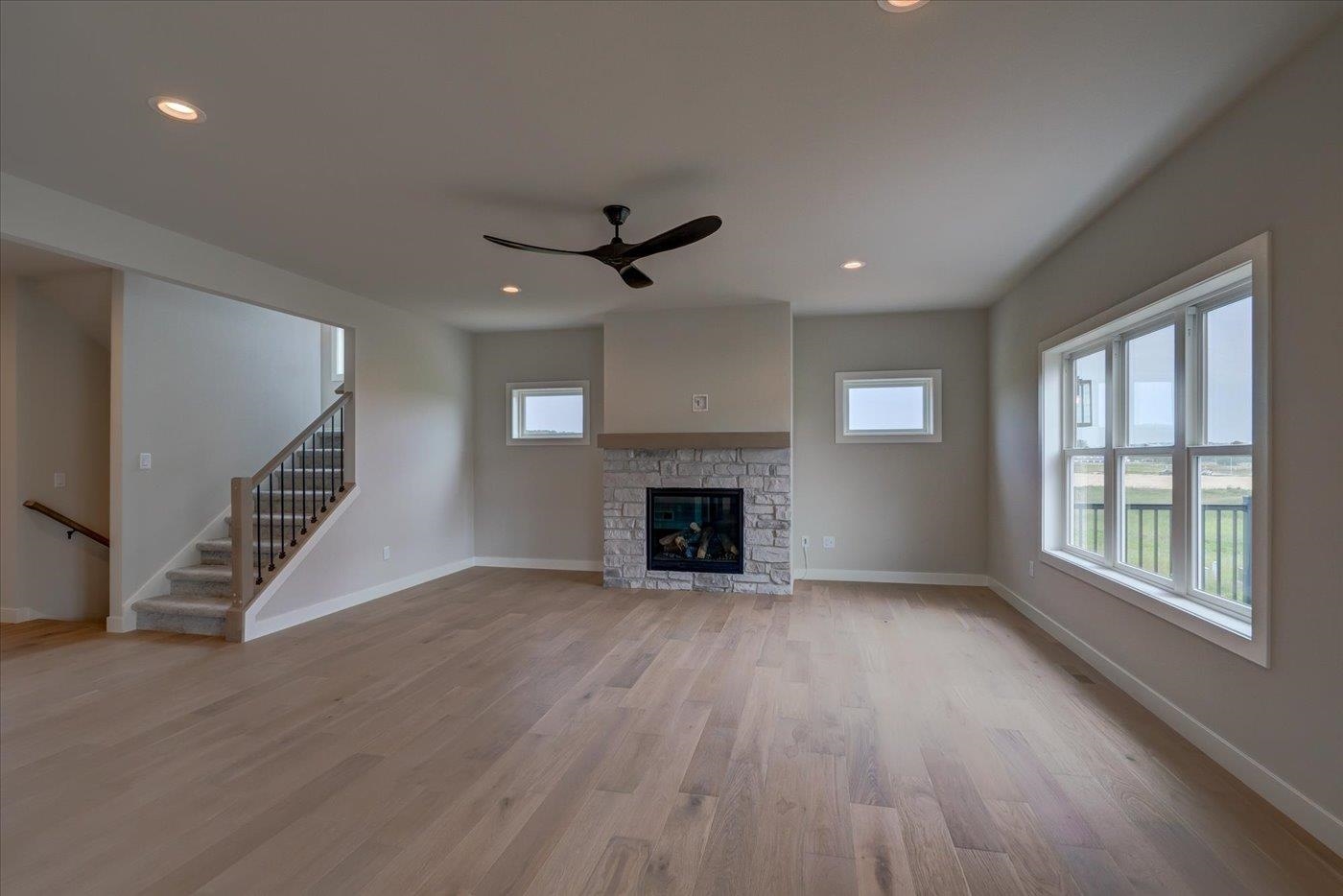 1257 Windrift Way