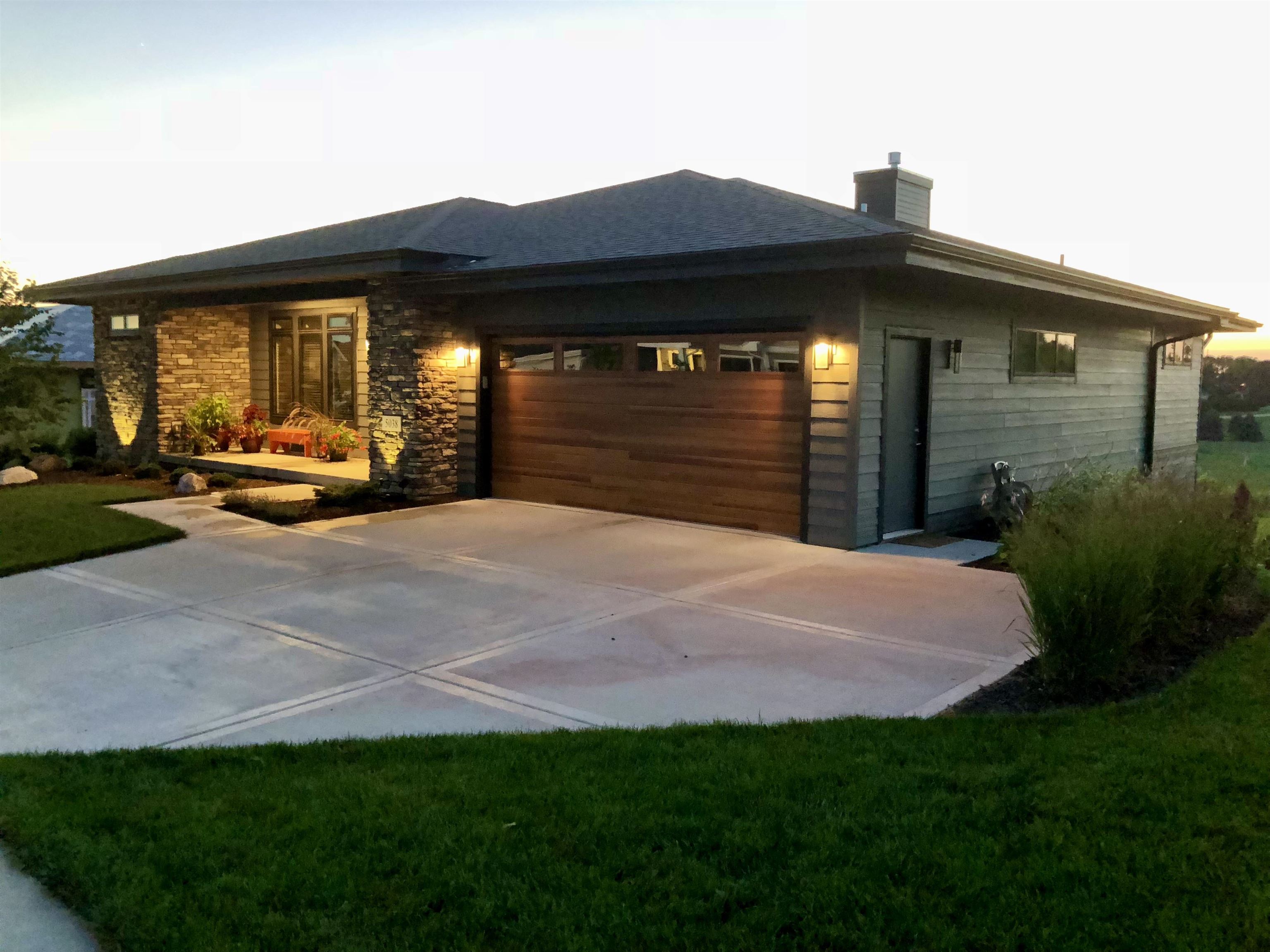 5038 Congressional Hill