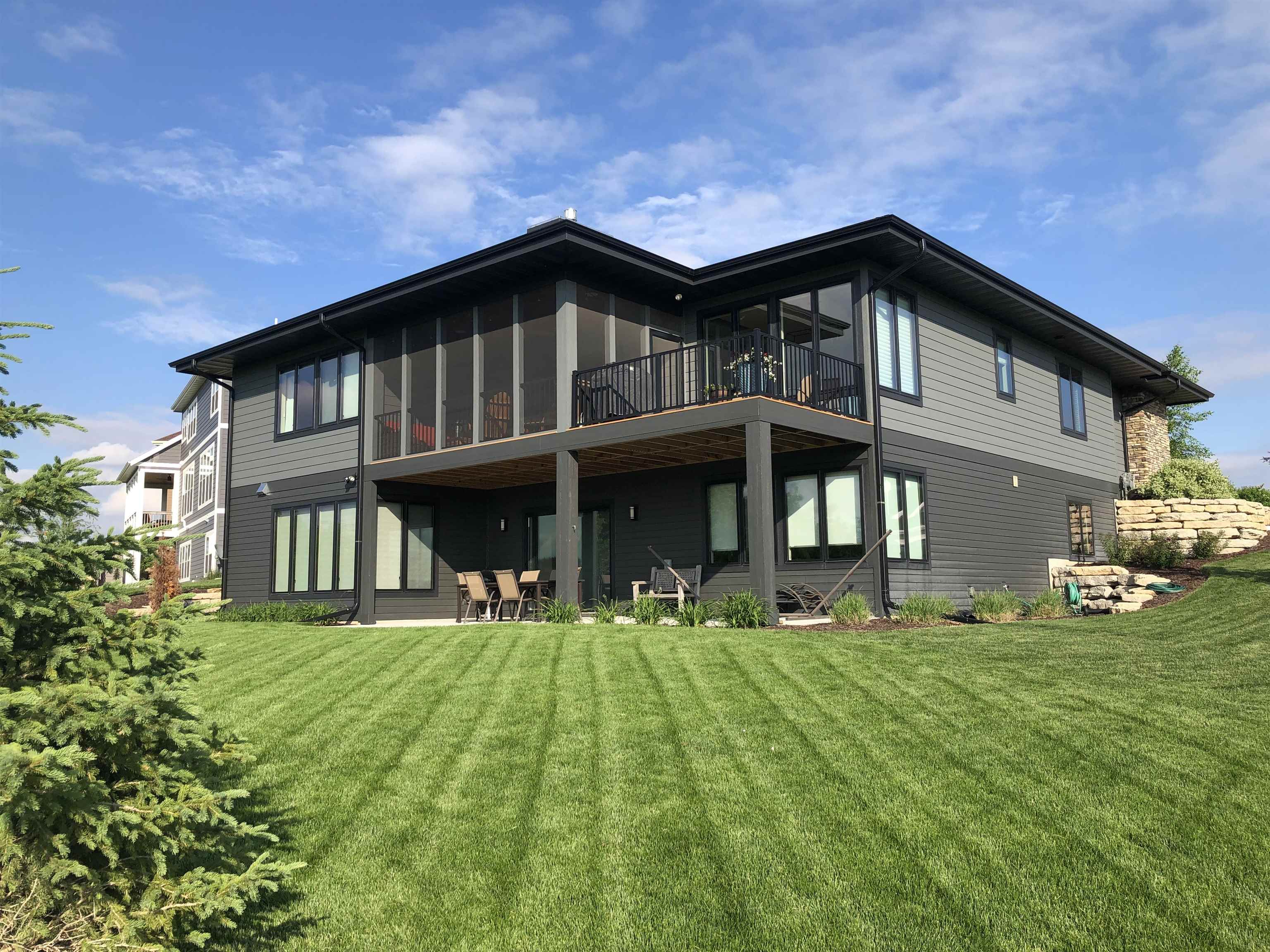 5038 Congressional Hill