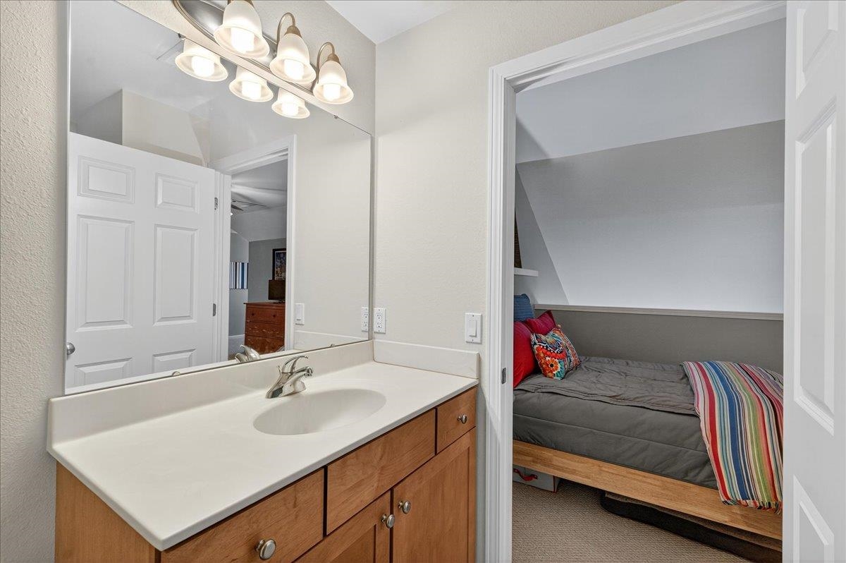 40 Keystone Way Unit: 39