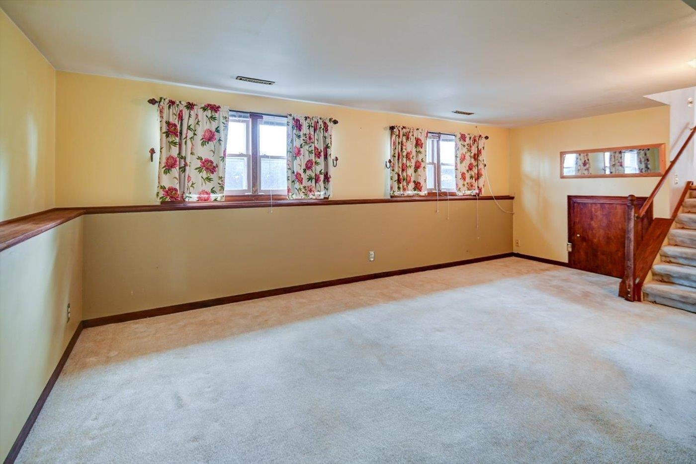 2102 Manor Green Drive