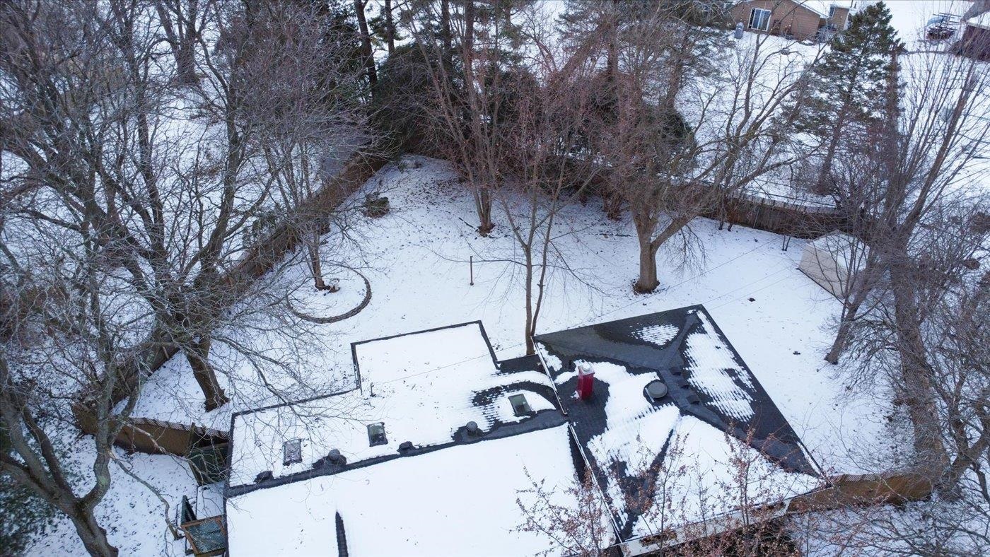 2102 Manor Green Drive