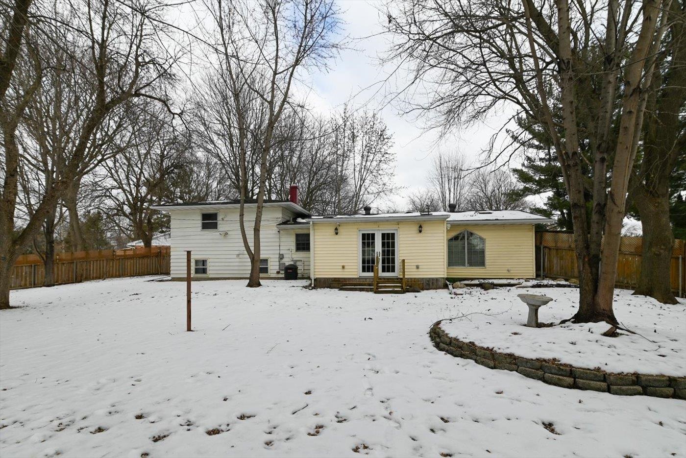 2102 Manor Green Drive