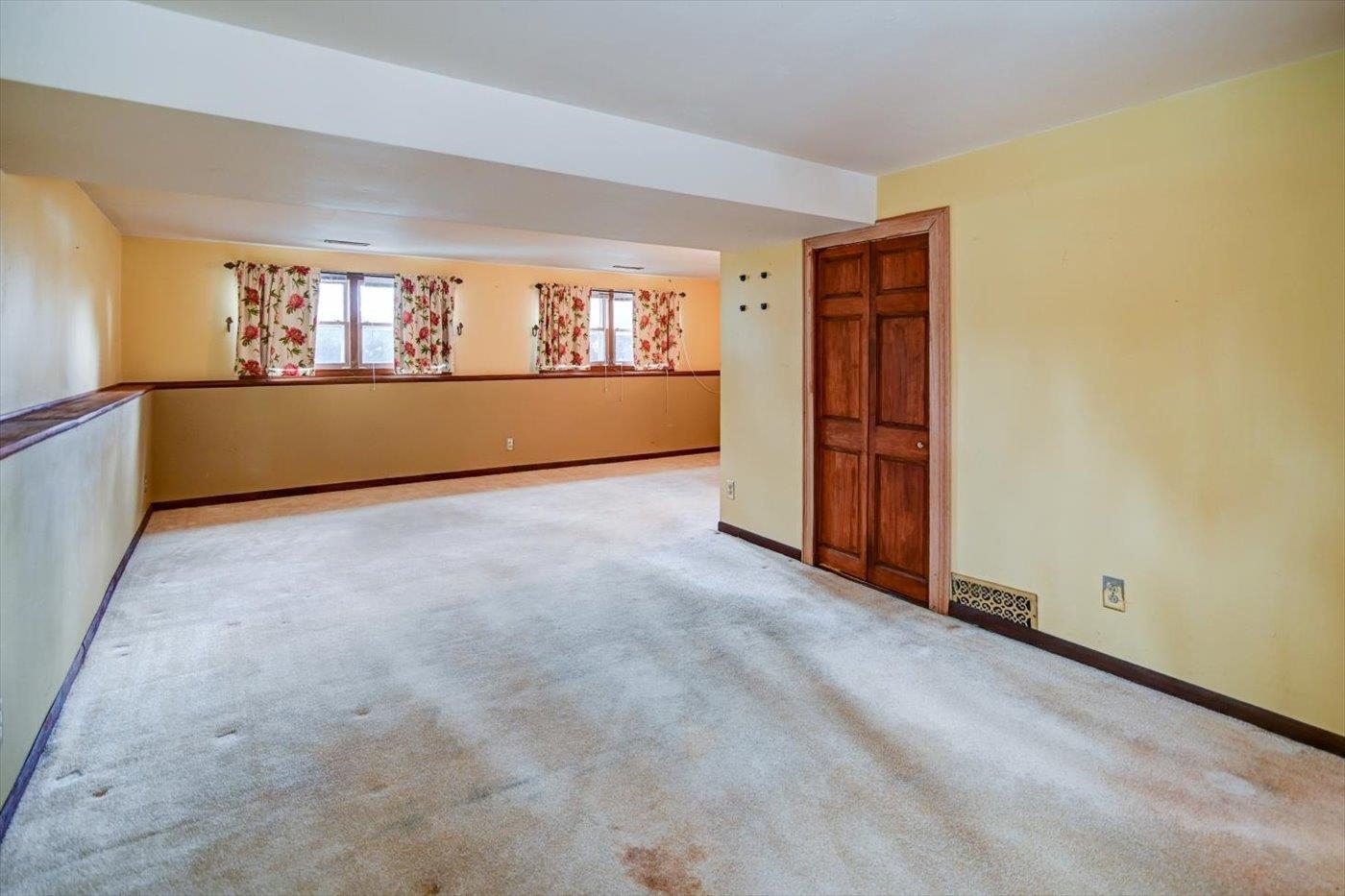 2102 Manor Green Drive