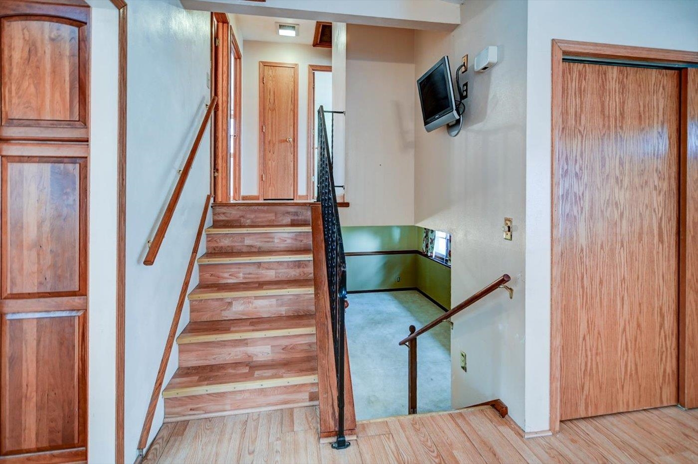 2102 Manor Green Drive