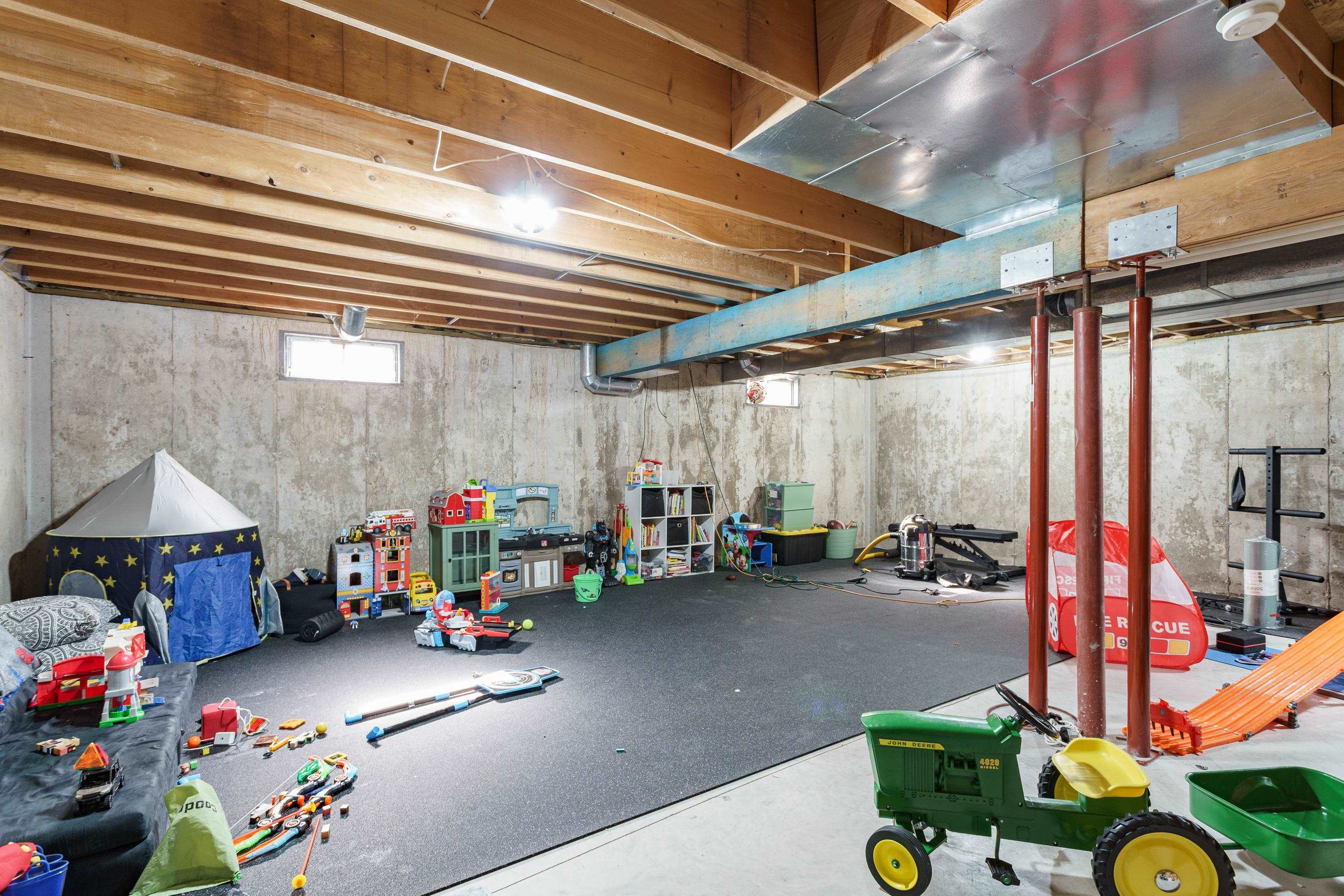 4102 Meadow Valley Drive
