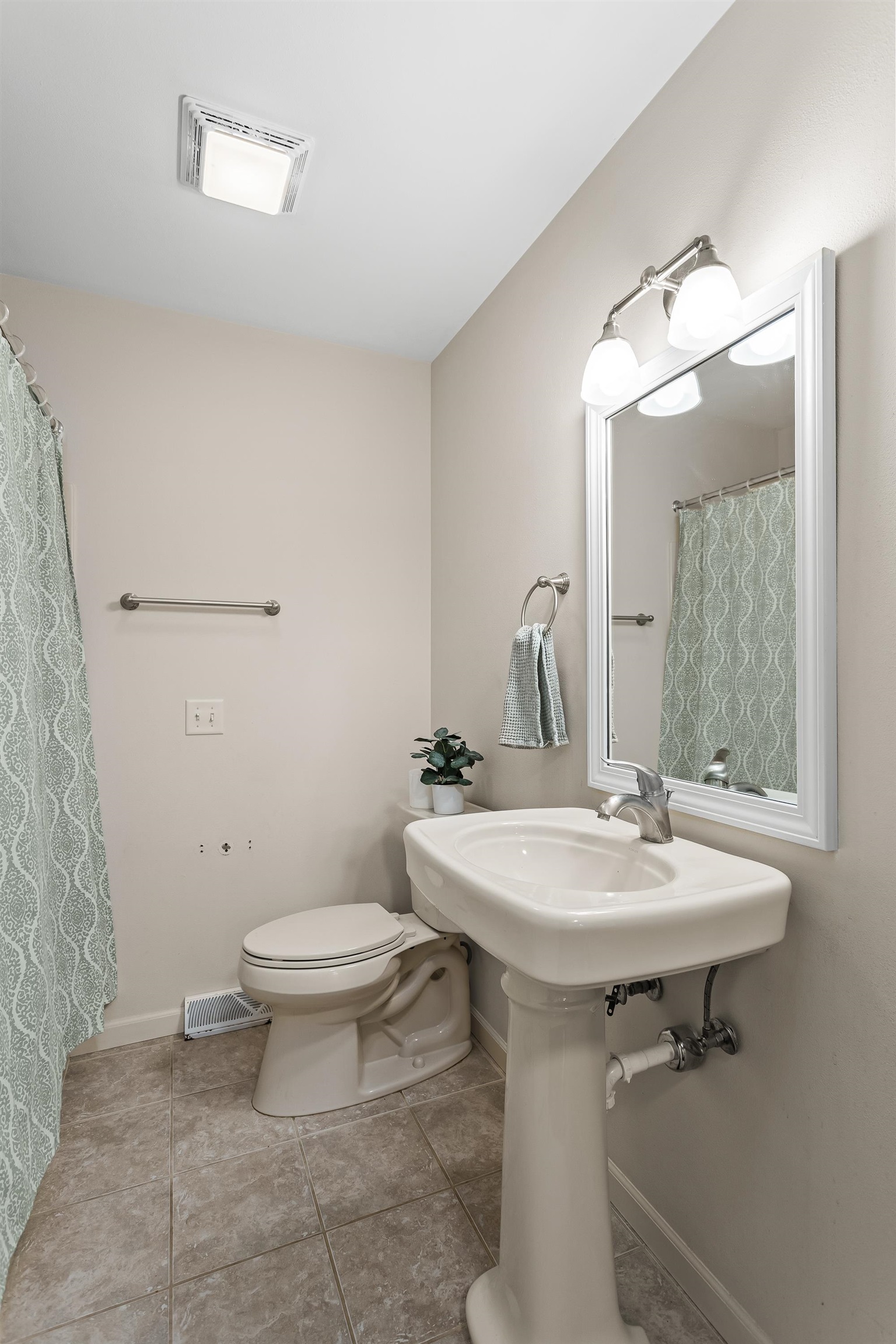 4102 Meadow Valley Drive