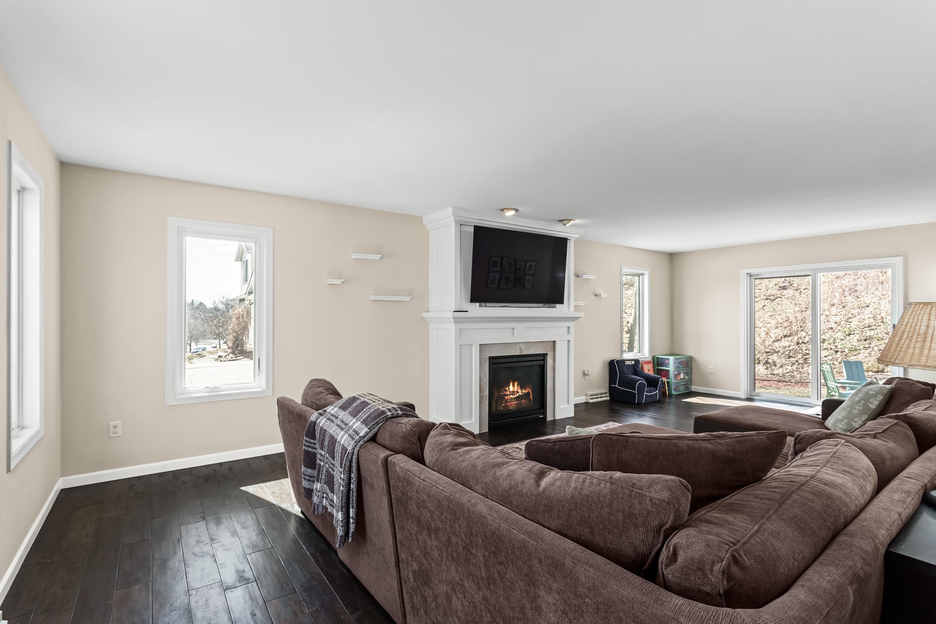 4102 Meadow Valley Drive