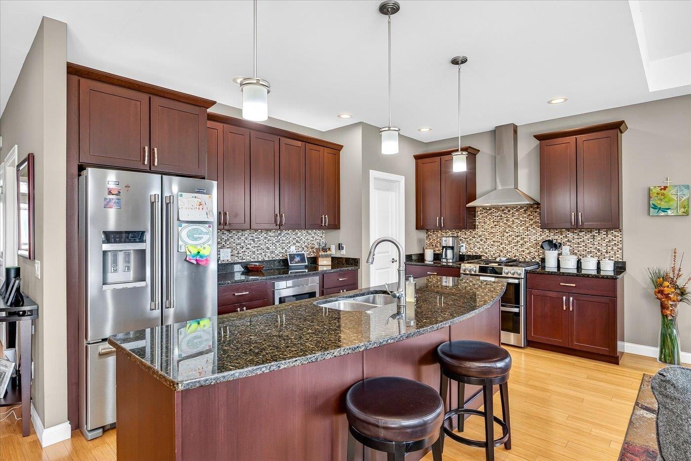 9013 Royal Oaks Circle