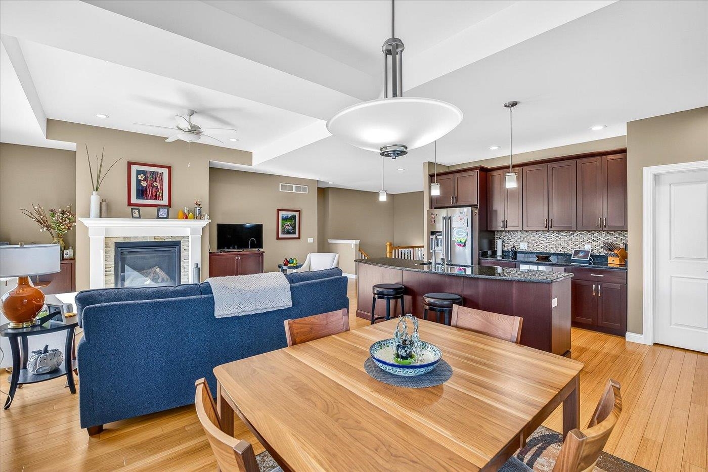 9013 Royal Oaks Circle