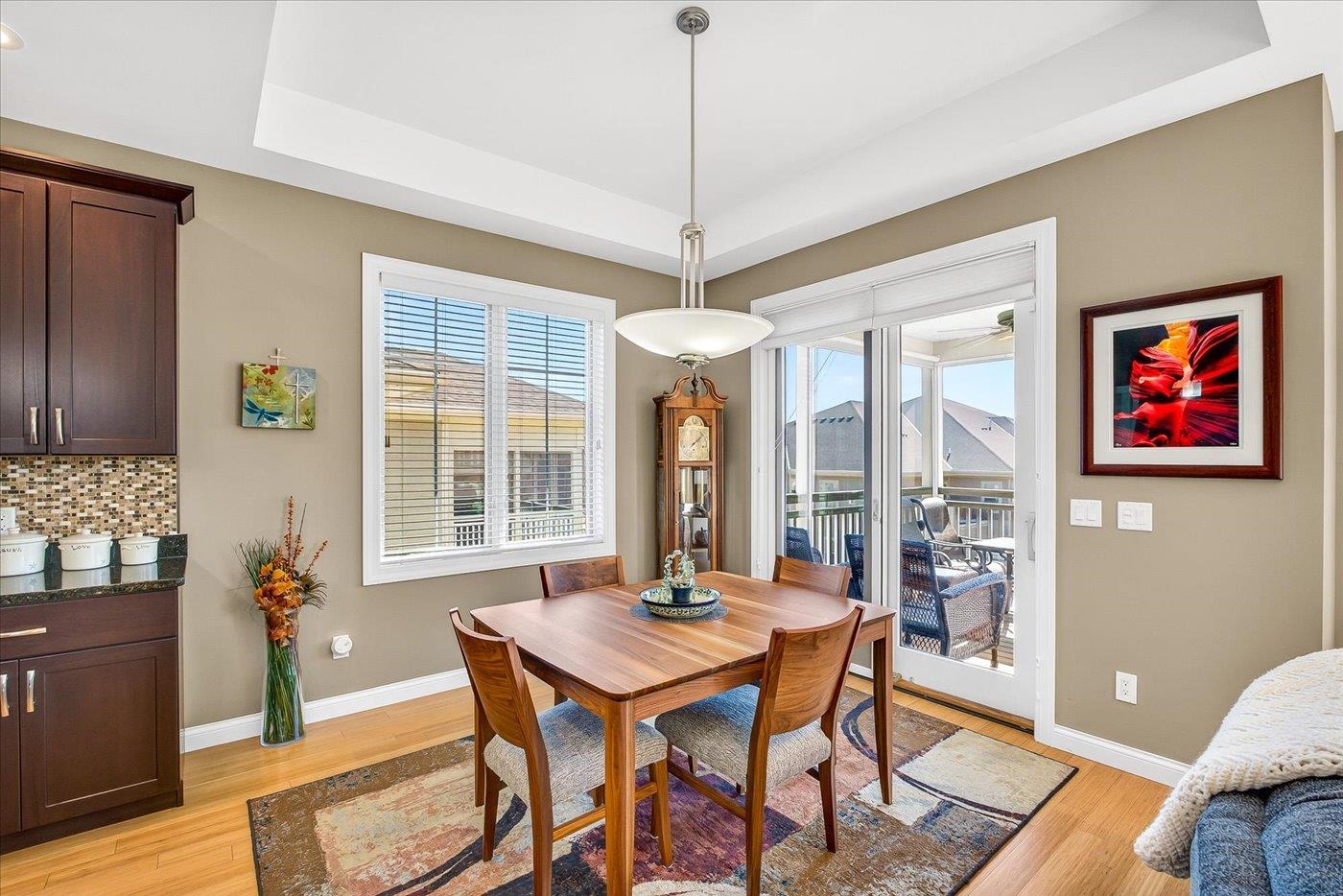 9013 Royal Oaks Circle