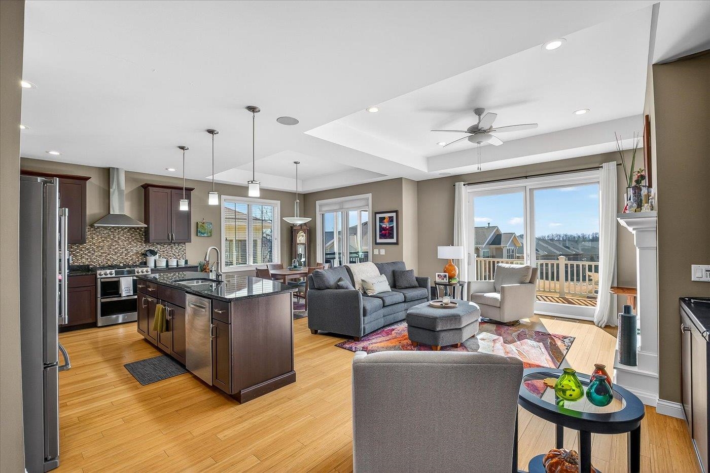 9013 Royal Oaks Circle