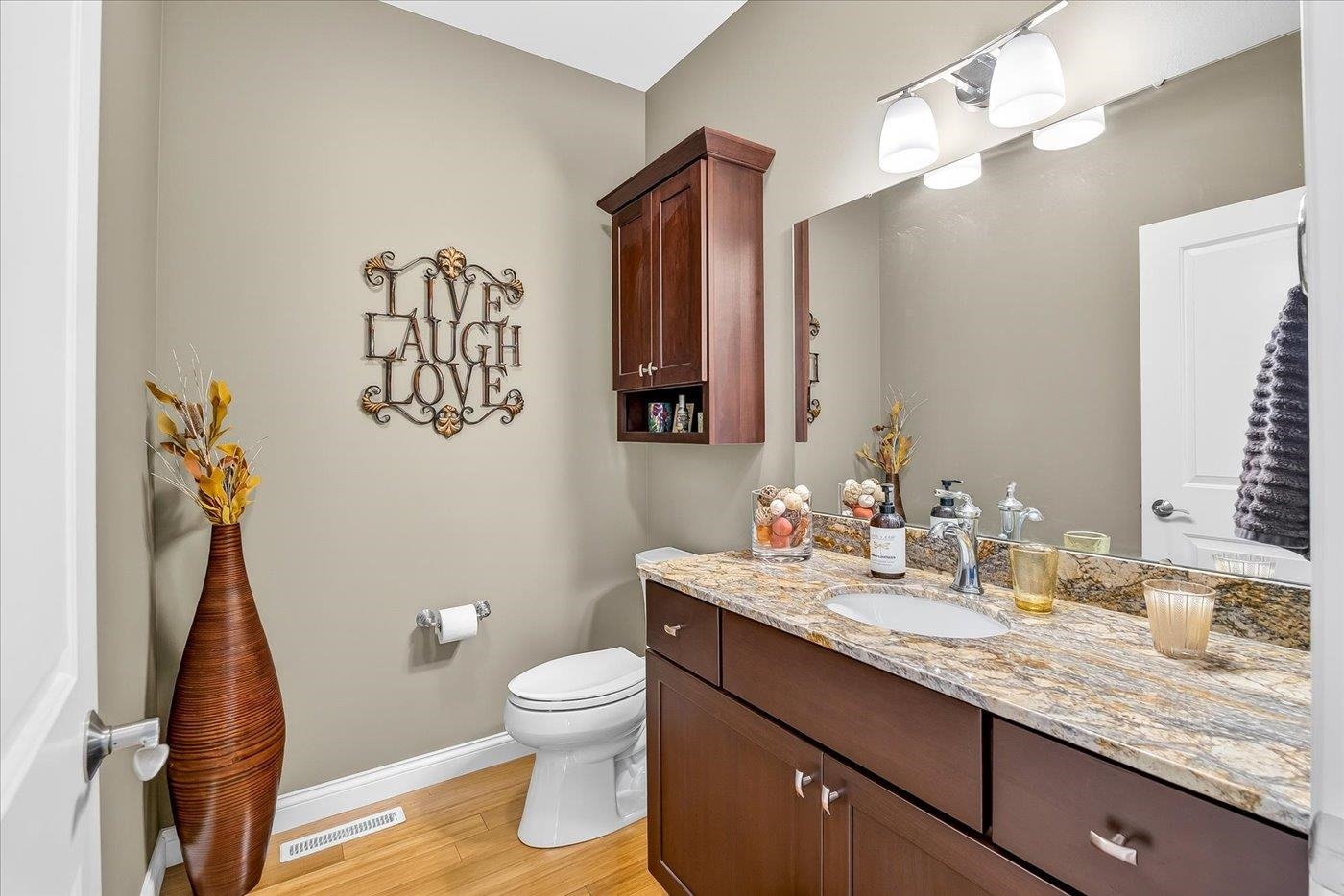 9013 Royal Oaks Circle