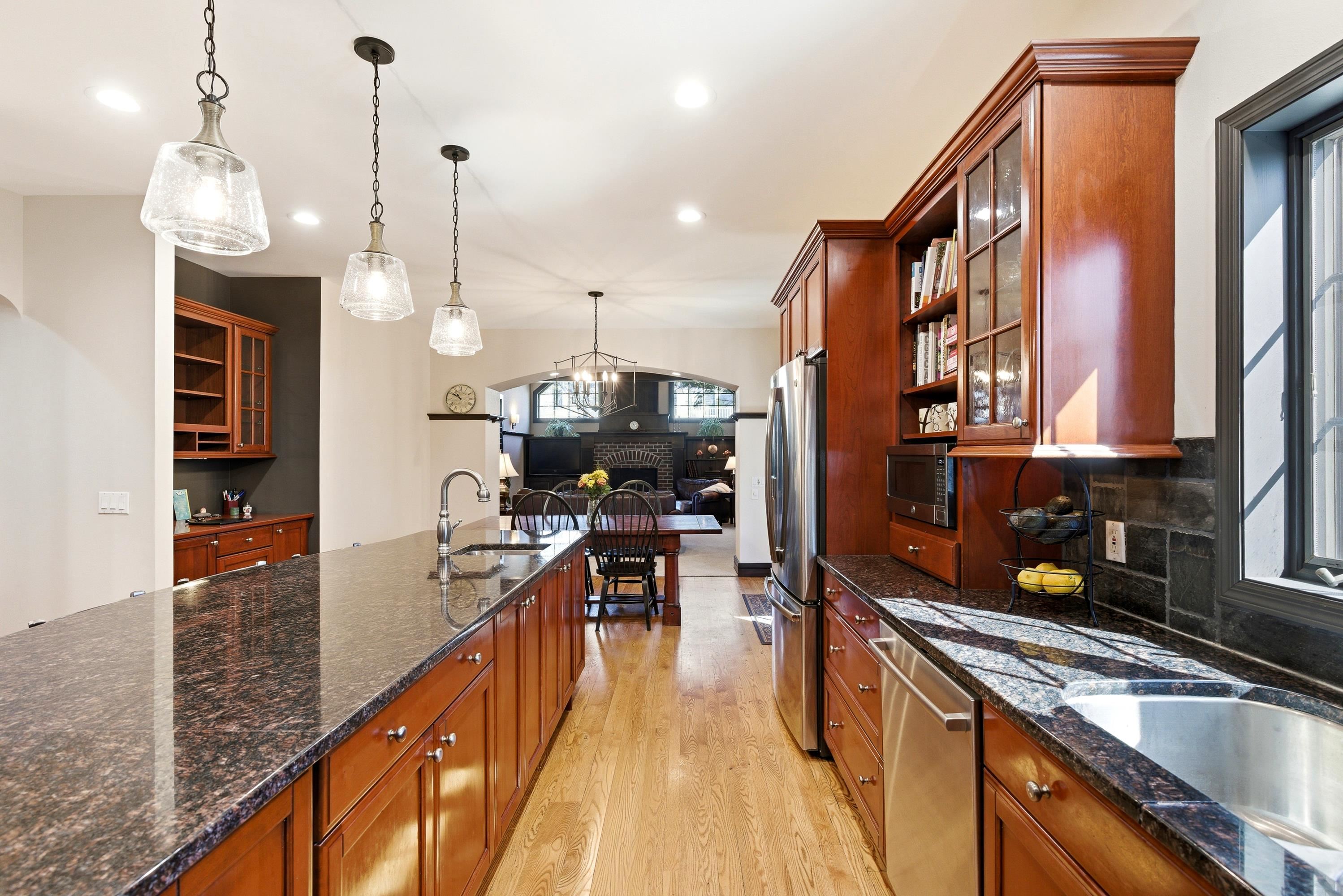 1005 Stonebriar Drive